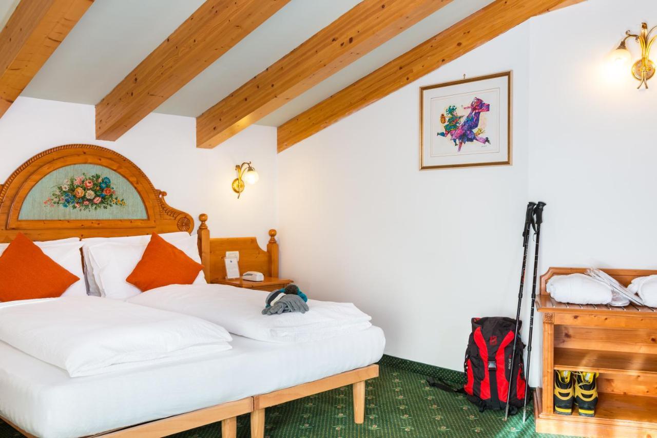 Hotel Bonapace ***S Madonna Eksteriør billede